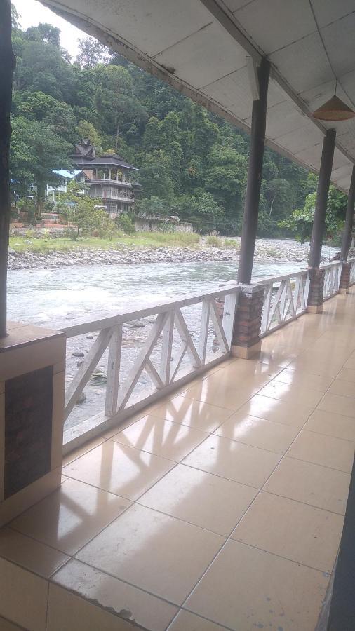Umiyuki Jungle Tour Only Treking With As Hotel Bukit Lawang Buitenkant foto